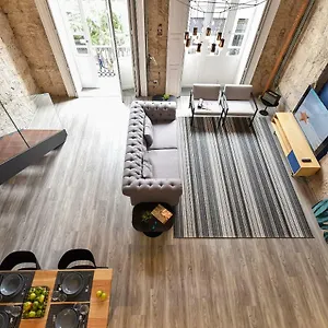 Off Triana Apartamento
